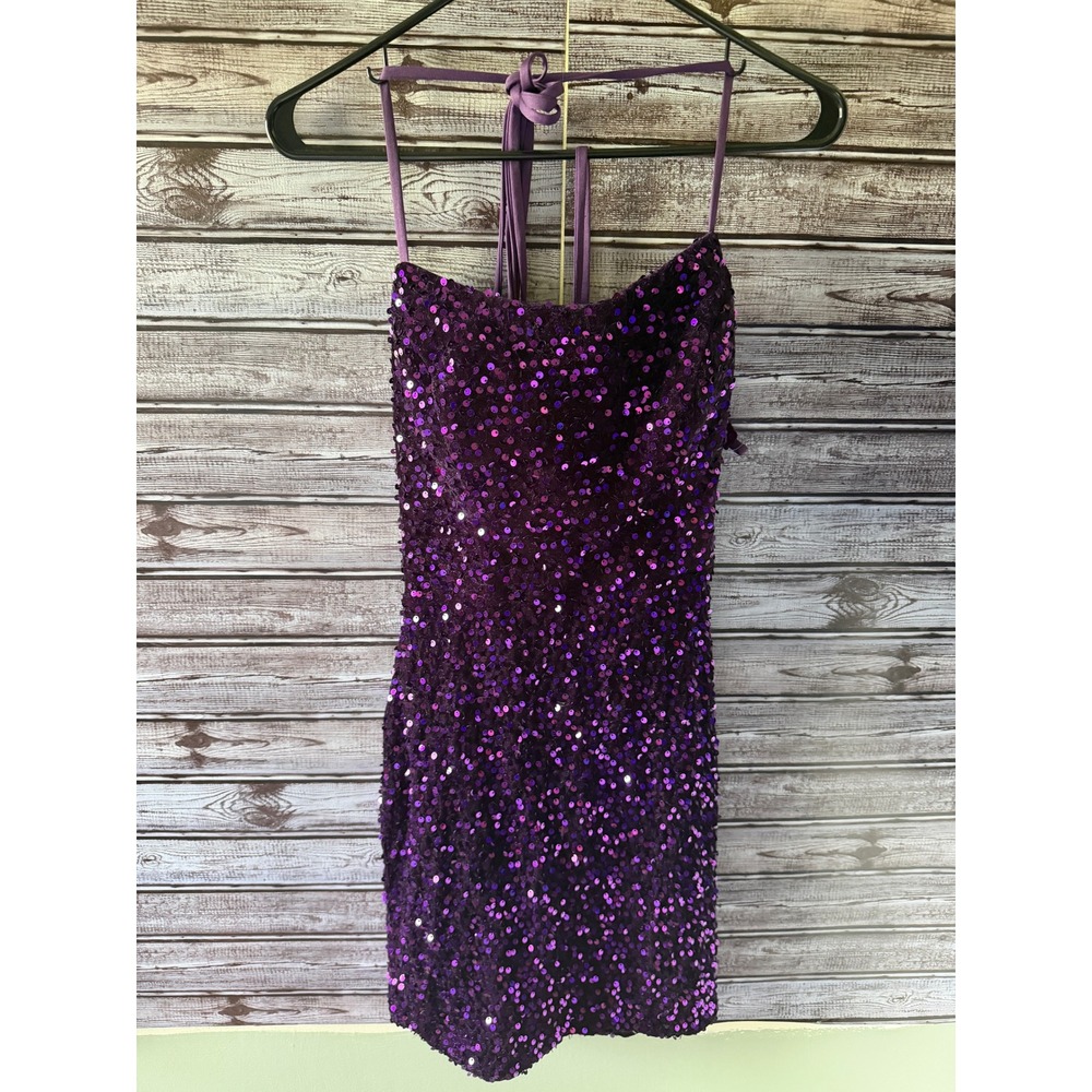 Gown Gallery Junior's 7 Purple Sequin Mini Dress Halter Bodycon Lace-Up NWT